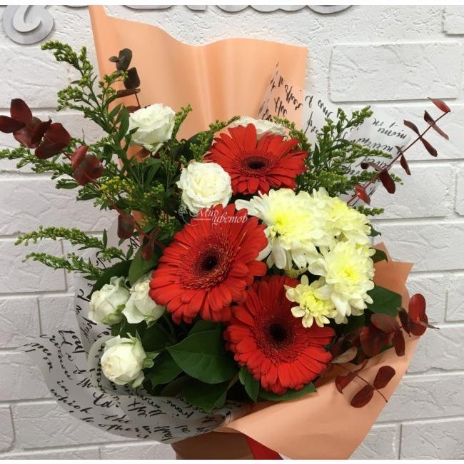 Сборный букет «Особый случай»
