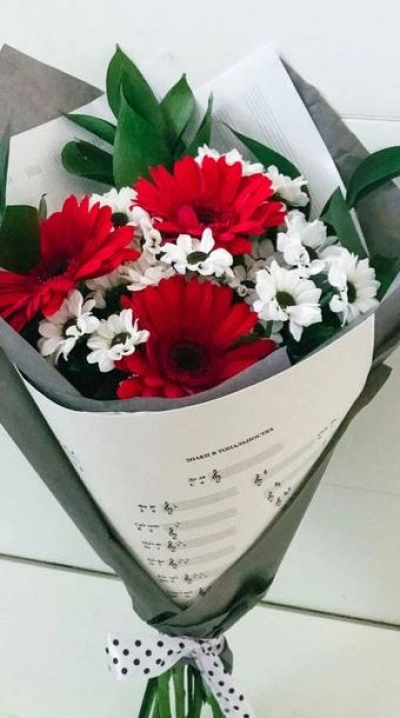 Сборный букет «Музыка в каждом цветке»