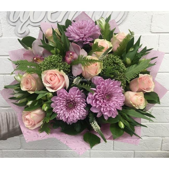 Сборный букет «Сиреневый бриз»