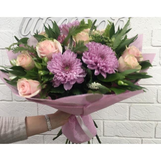 Сборный букет «Сиреневый бриз»