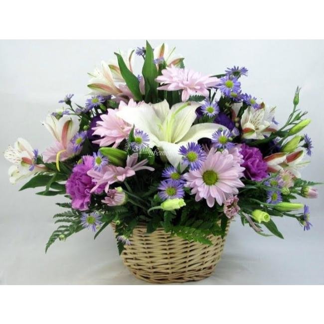 Композиция в корзине «Теплый привет»