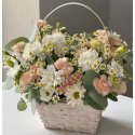 Композиция в корзине «Вкус радости»