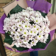 Букет &laquo;Ромашковое поле для мамы&raquo;