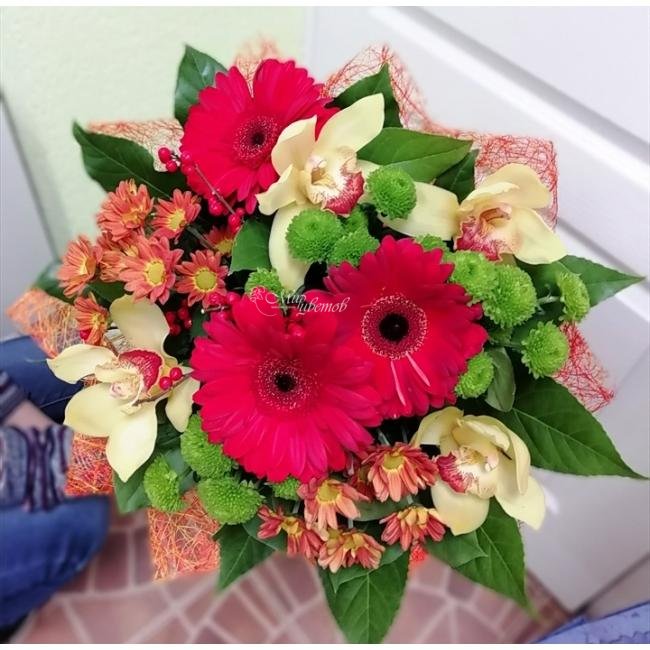 Сборный букет «Румяная заря»