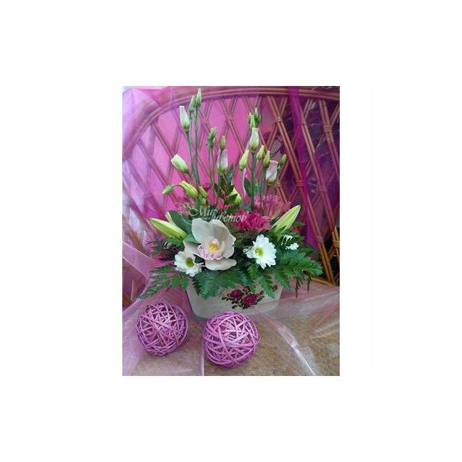 Композиция в кашпо «Розовое утро»