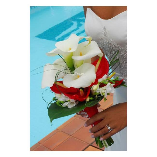 Свадебный буке «Алая свадьба»