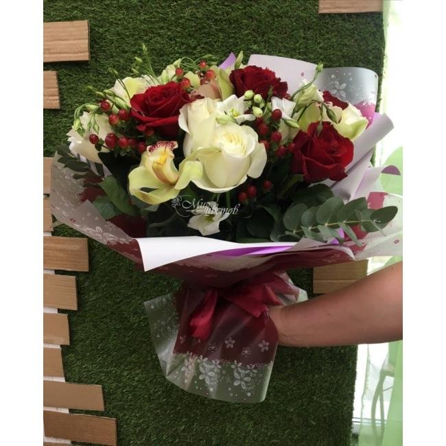 Сборный букет «Неукротимая энергия»