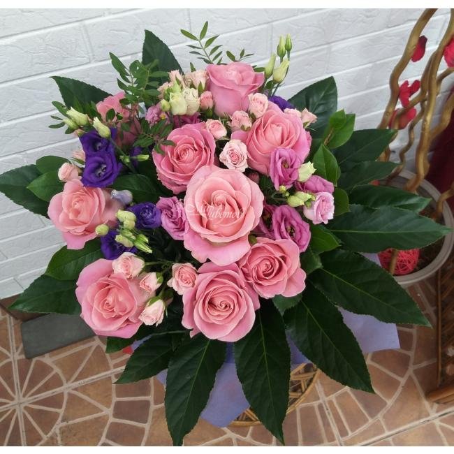 Сборный букет «Пронзительный взгляд»